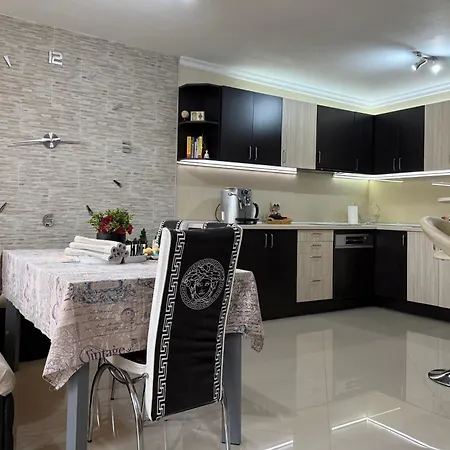 Dani Apartment